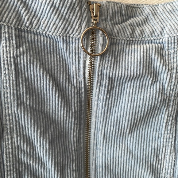 Forever 21:Baby Blue Corduroy Mini Skirt with zipper detail. Size S - Picture 2 of 5